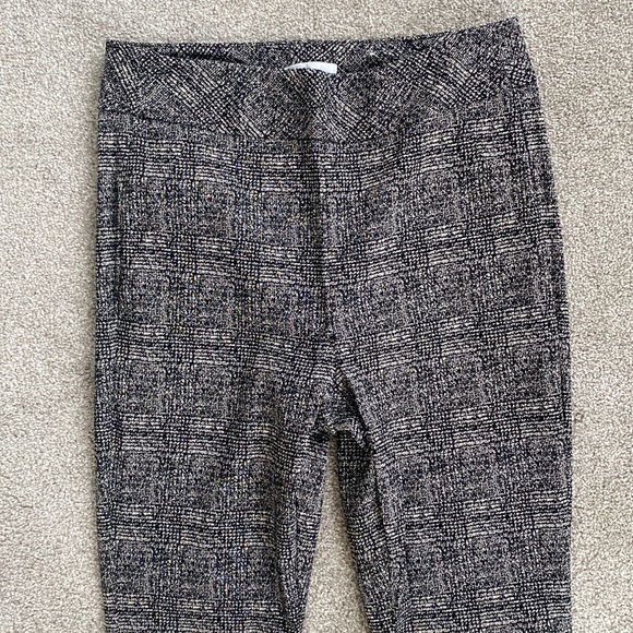 ✨Herringbone Pull-On Slim City Pants, Size Small - Picture 4 of 8